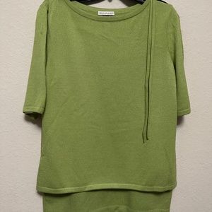 Beautiful Saint John green Top and skirt